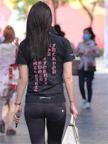 我才不会被抛弃一枚夹心饼