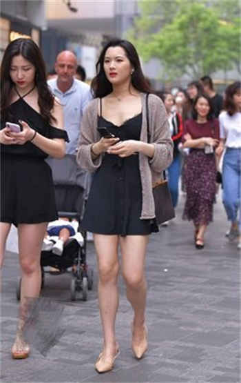 小妖精你夹断父皇了