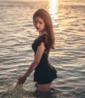 优等生的秘密工作在线25