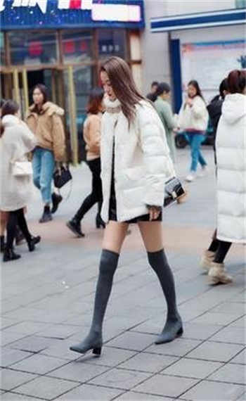 袜小喵与l总监