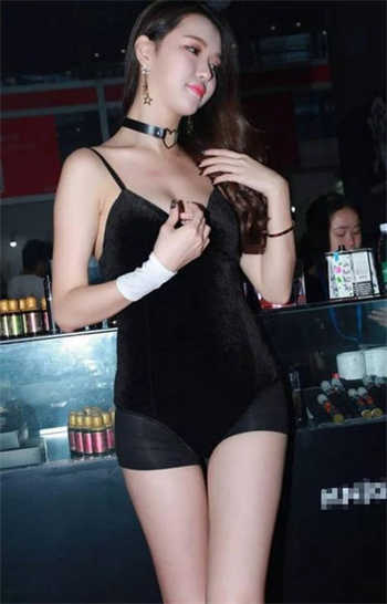 狼王以狼身占有了女主po