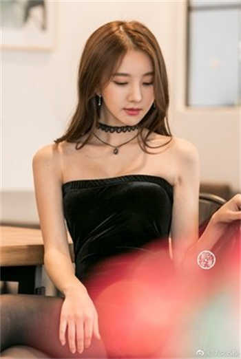 探花里的女主是哪来的
