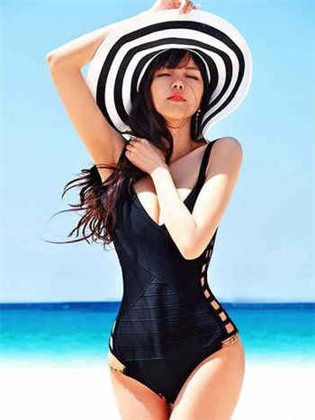 女主角温婉是个哑巴