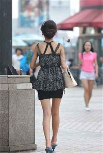 蛇女的尾巴视频