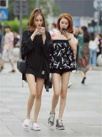 swag女主角玫瑰花纹身