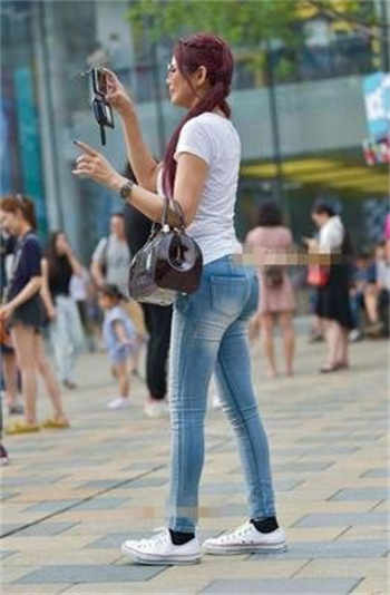 类似天作之合的军火小说