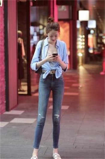 爸爸在客厅添我小说