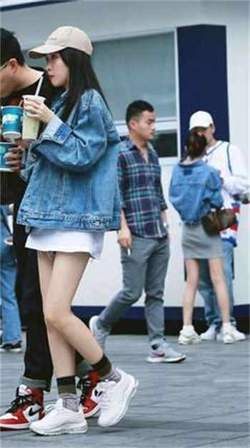 少奶奶要逃婚天竹子