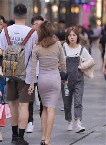 单亲妈妈啥意思